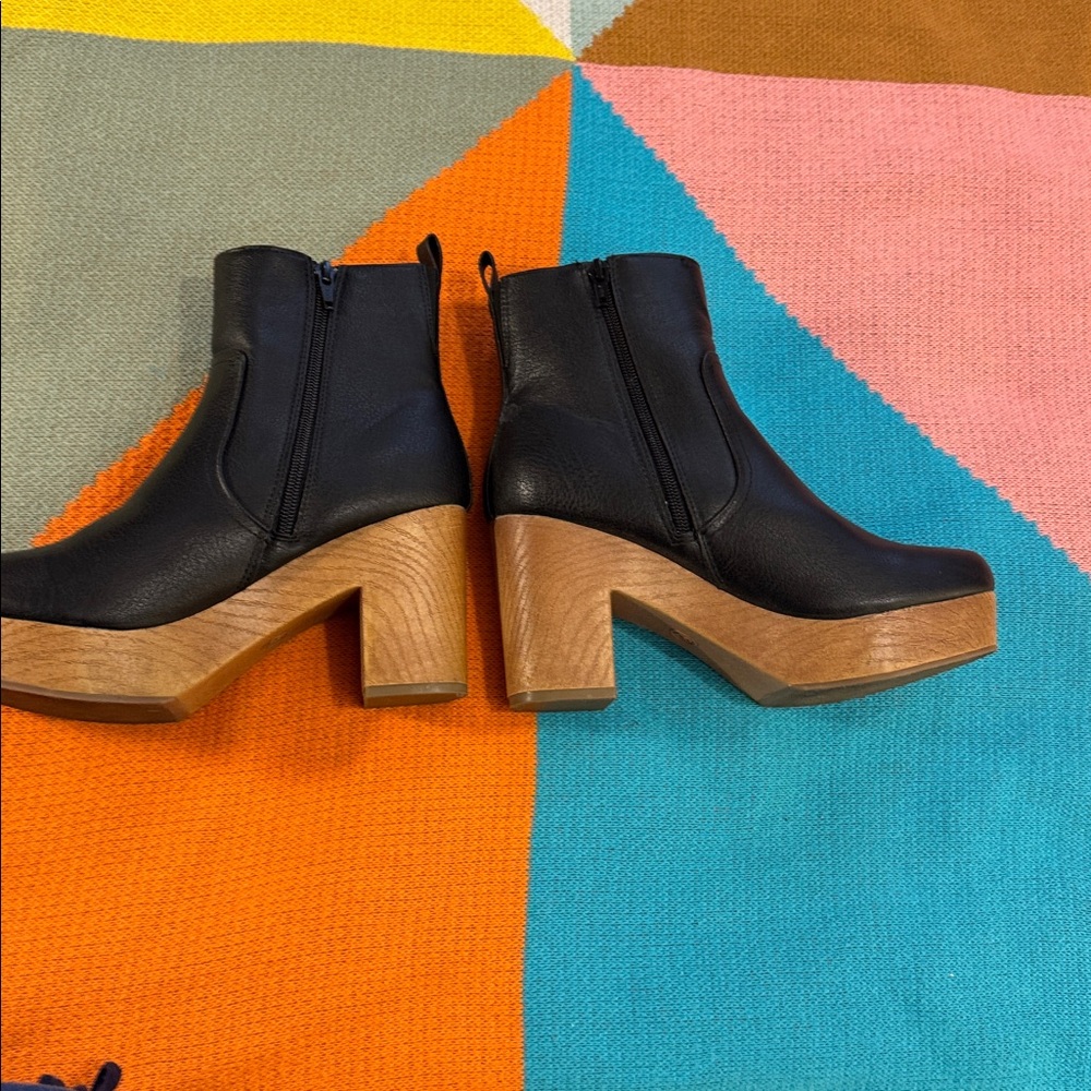 Universal Thread Black Platform Ankle Clog Boots … - image 7